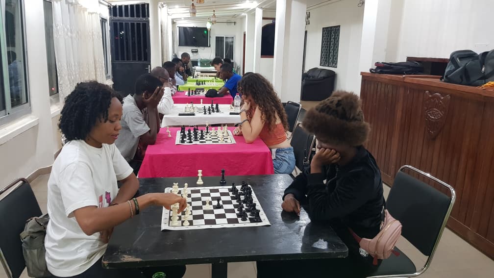 Face à Face - Section Adulte